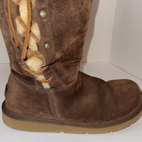 UGG Australia Limited Edition Suede Side Lace Up Boots - Picture 9 of 16